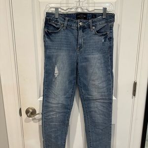 Straight leg Lucky Brand jeans size 6